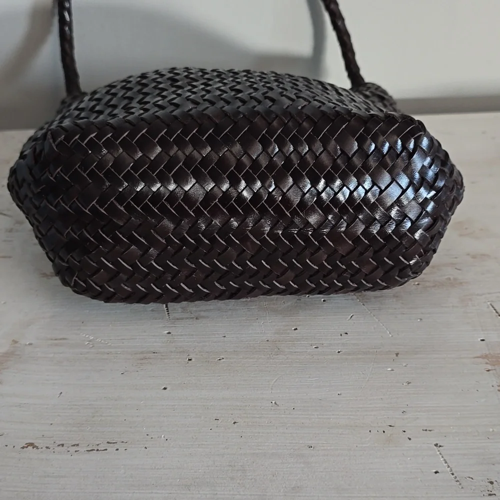 Madewell The Handwoven Shoulder Bag - Picture 6 of 10